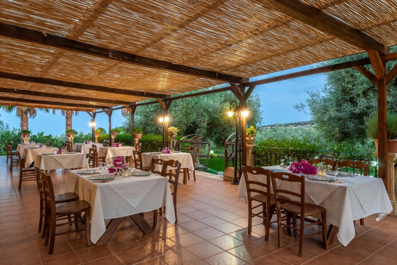 Agriturismo Borgo Degli Ulivi Canicattini Bagni Exterior foto