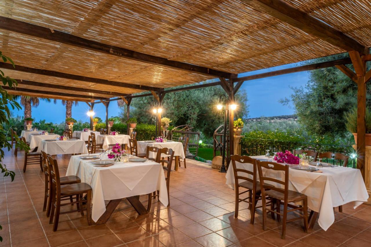 Agriturismo Borgo Degli Ulivi Canicattini Bagni Exterior foto